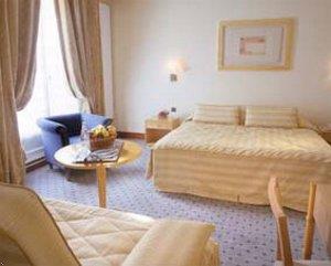 Astra Opera Hotel