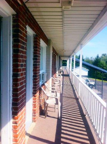 Canadas Best Value Inn