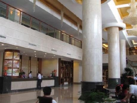 Jinhong HotSpring Garden Hotel