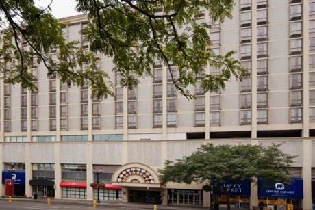 Crowne Plaza HAMILTON HOTEL & CONF CENTER