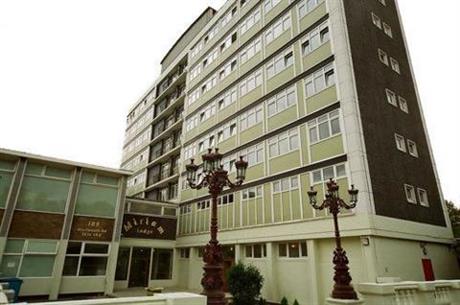 Hive Hotel Forest Hill