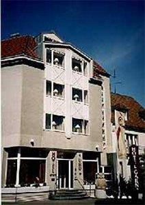 Hotel UHU