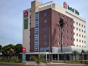 ibis Lins