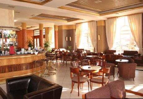 Kouros Hotel