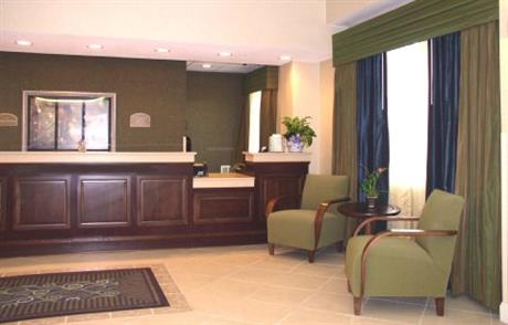 Holiday Inn Express Hotel & Suites CLEARWATER/US 19 N