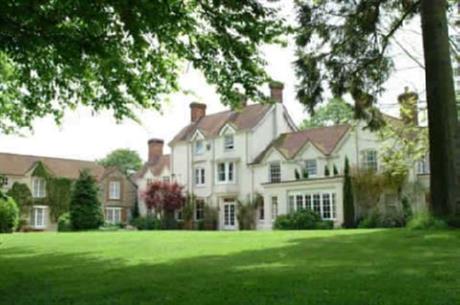 Esseborne Manor