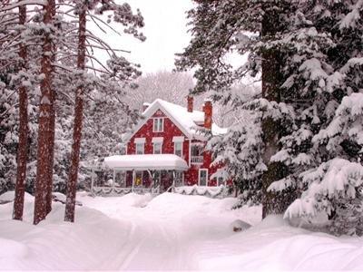 The Bartlett Inn