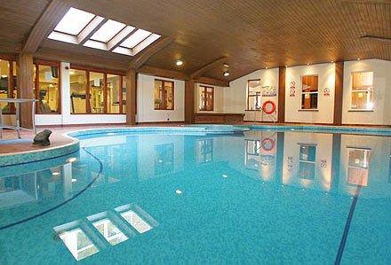 Elstead Hotel