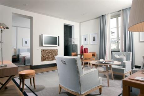 Portrait Suites