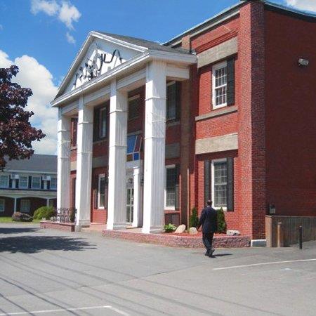 Colonial Inn Saint John