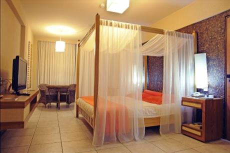 Ritz Lagoa Da Anta Urban Resort