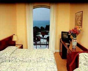 Kaos Hotel