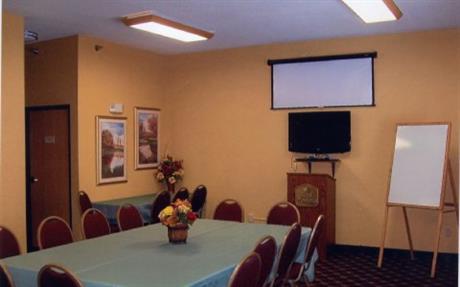 Holiday Inn Express ALBERT LEA-I-35 & I-90