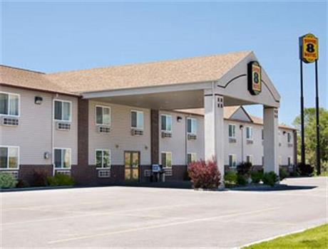 Super 8 Blackfoot