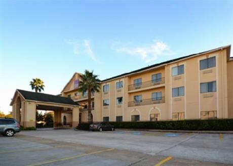 Comfort Suites Bush Intercontinental Airport