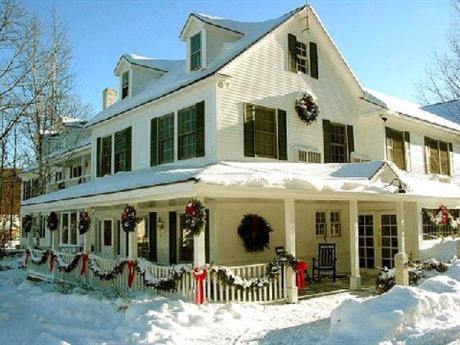 The Stowe Inn and Tavern