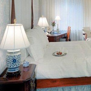 Avon Old Farms Hotel