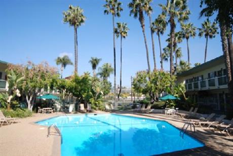 Mission Valley Resort Hotel