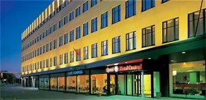 Reval Hotel Central