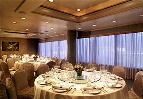 Renaissance Kowloon Hotel, Hong Kong