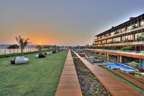 7800 Cesme Residences and Hotel