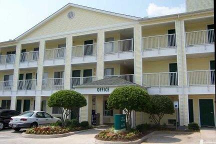 Crossland Houston-West Oaks
