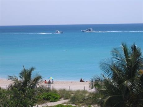 Ocean Surf Hotel