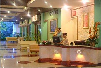 Maxi Hotel