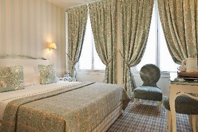 Etoile Saint Ferdinand Hotel