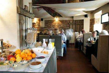 Hanza Hotel
