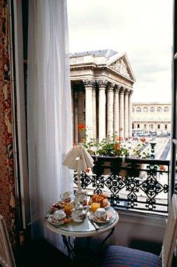 DU PANTHEON