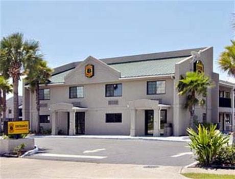 Super 8 Orlando International Drive