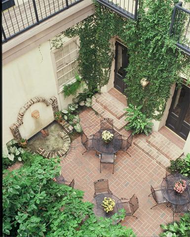 Kings Courtyard Inn