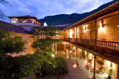 Hotel la Quinta Roja