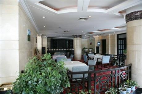 Zhaxidele Resort Hotel