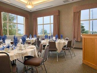 Ramada Lethbridge