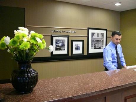 Hampton Inn & Suites Addison IL