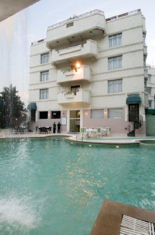Howard Park Plaza