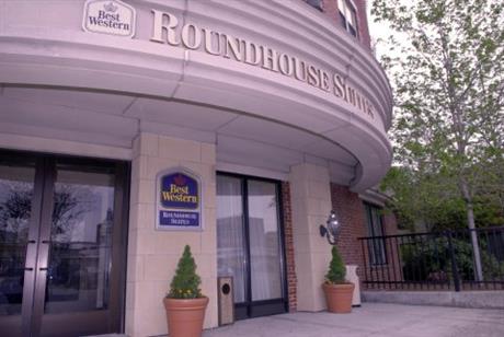 BEST WESTERN PLUS Roundhouse Suites