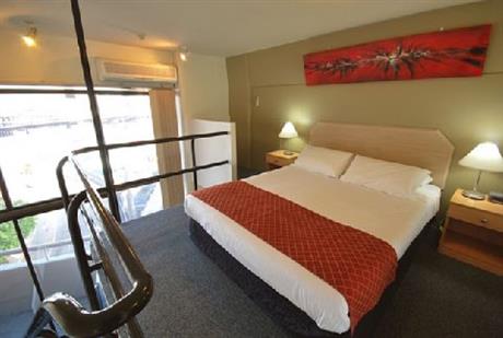 Metro Apts on Darling Harbour