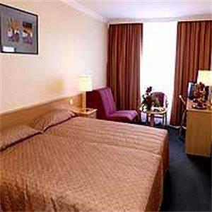 Stadion Hotel