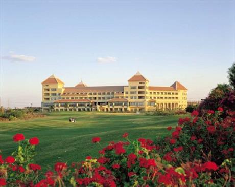 PYRAMIDS GOLF RESORT HILTON