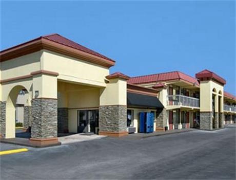 Howard Johnson Inn Airport Florida Mall
