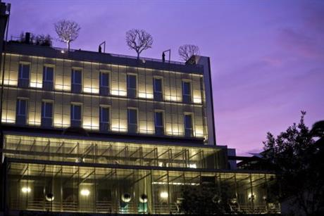 Una Hotel One