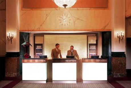 Dom Hotel
