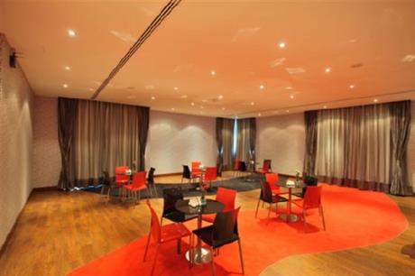 Royal Ascot Hotel Apartment Dubai