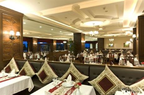 Delphin Palace Airport Hotel Deluxe Collection