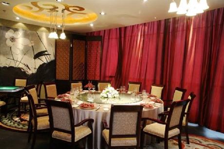 Minshan Hotel