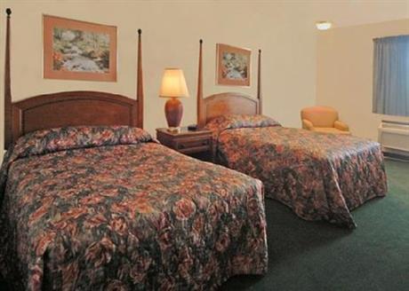 Americas Best Inn and Suites Emporia
