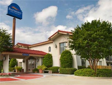 Baymont Inn and Suites Houston I-45 North
